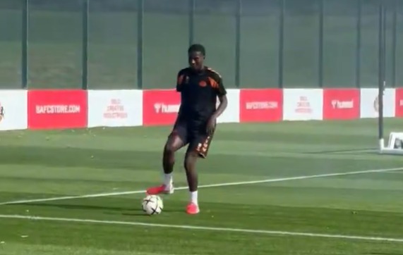 (VIDEO) Juan Riquelme Angulo ya entrena con el Sunderland