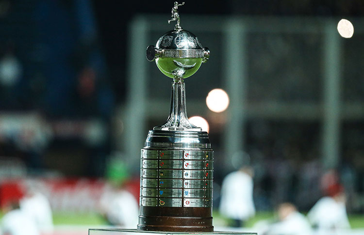 LO SUFRIÓ IDV: Goles y asistencias de arquero en la Copa Libertadores