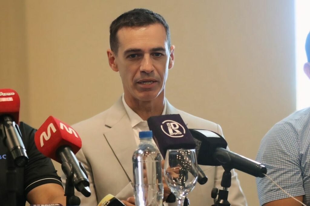 Ariel Graziani rechaza reducir los equipos de la LigaPro y propone revisar la fase final